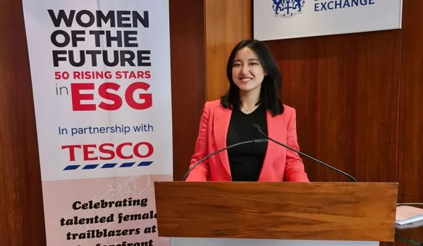 DPhil student is Rising Star in ESG