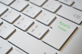 Keyboard with the enter key text replaced by "Apply now"
