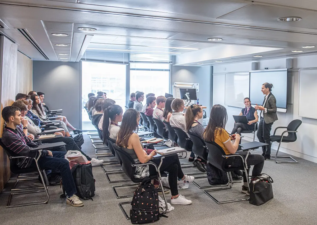 School students experience Oxford as part of 2019 Lubbock Lecture