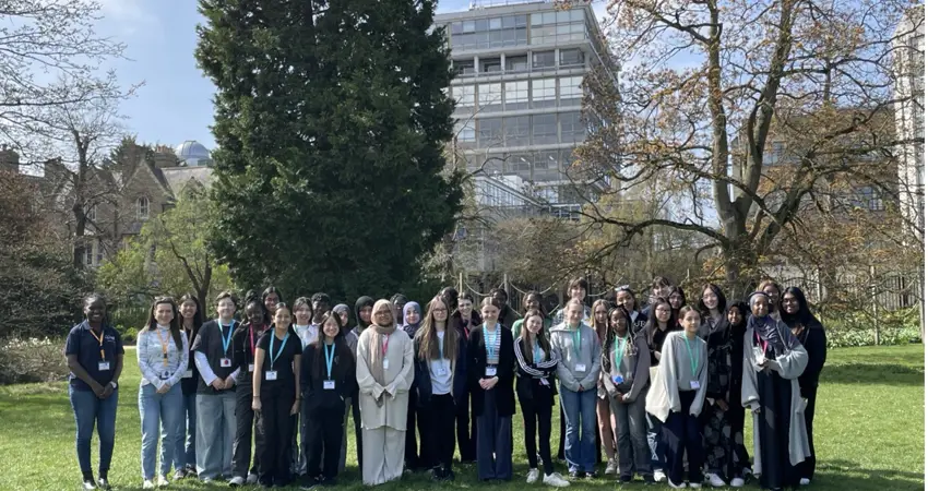 Seventy-two Year 10 students across the UK experienced life at the University of Oxford as part of this year’s Uncover Engineering programme, hosted by the Department of Engineering Science. The course is offered annually to two groups of students: girls and those of Black African and Caribbean heritage.