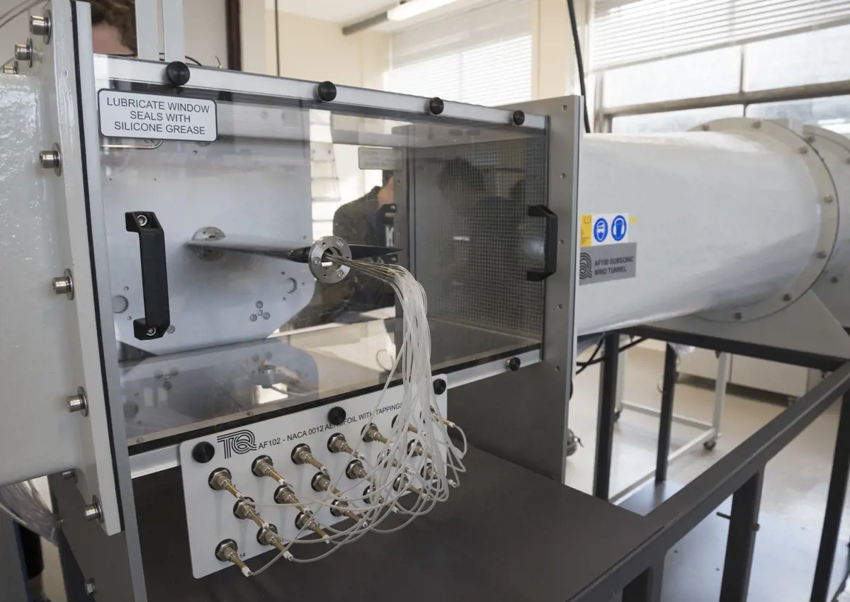 Side view of wind tunnel