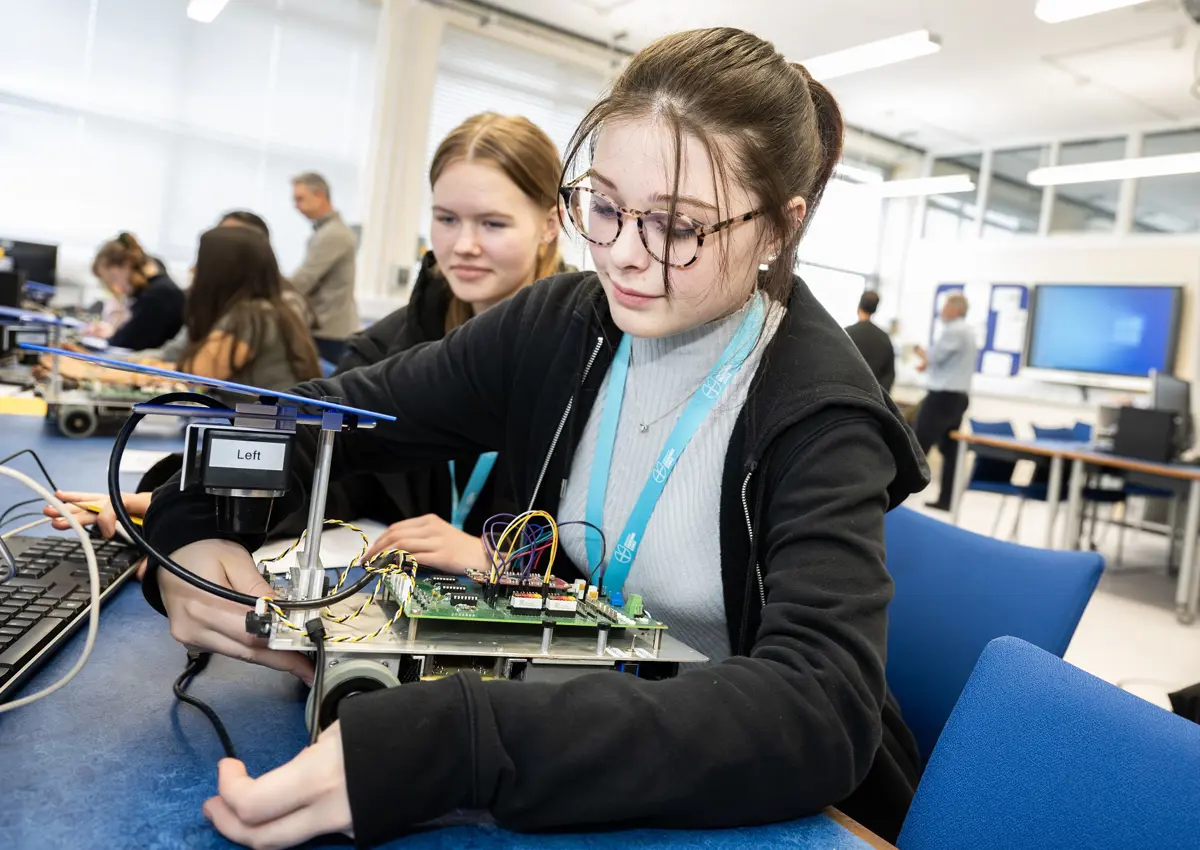 Participants of Access programme Uncover Engineering 2024 during the Mobile Robots workshop