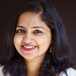 Dr Nikita Hari