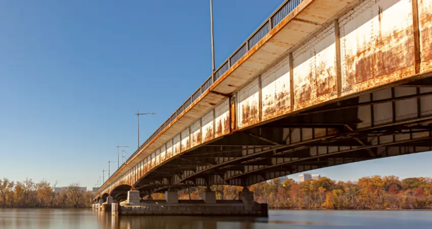 A bridge in poor repair