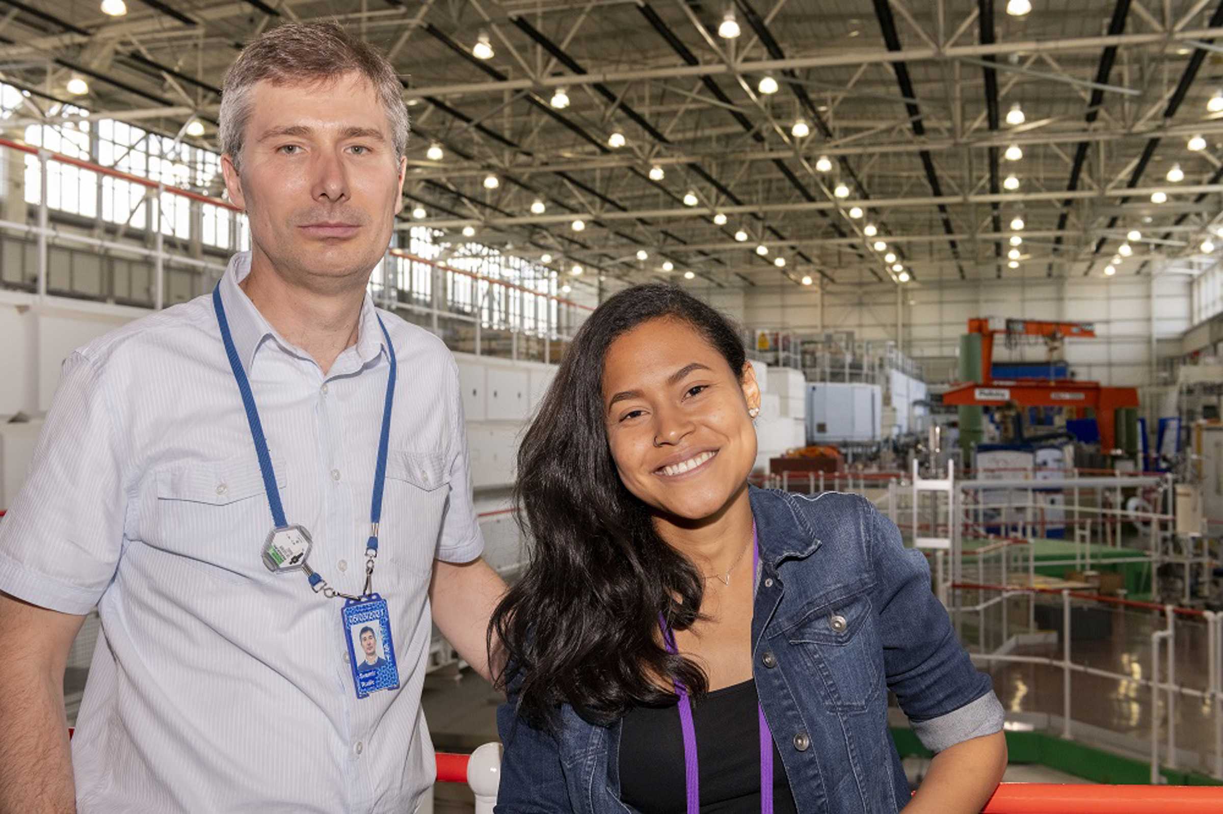 DPhil candidate Barbara Souza with Dr Svemir Rudic from the ISIS Neutron and Muon Source