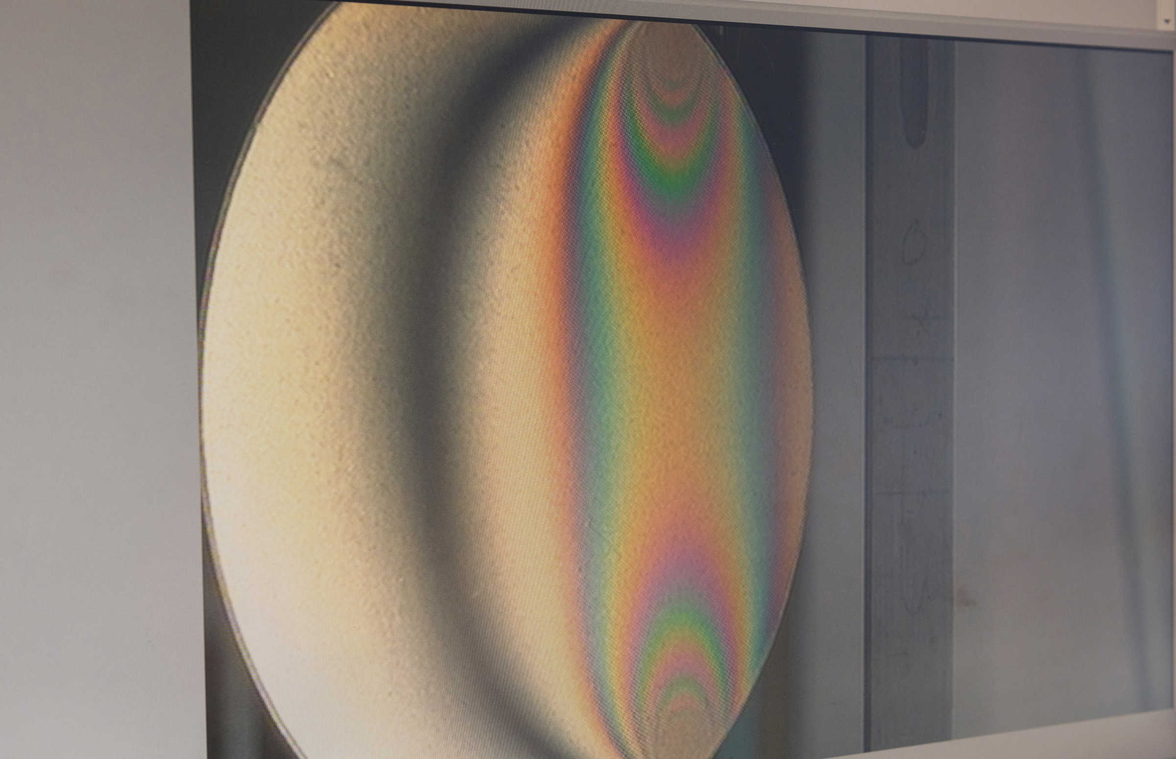 Optical rainbow effect