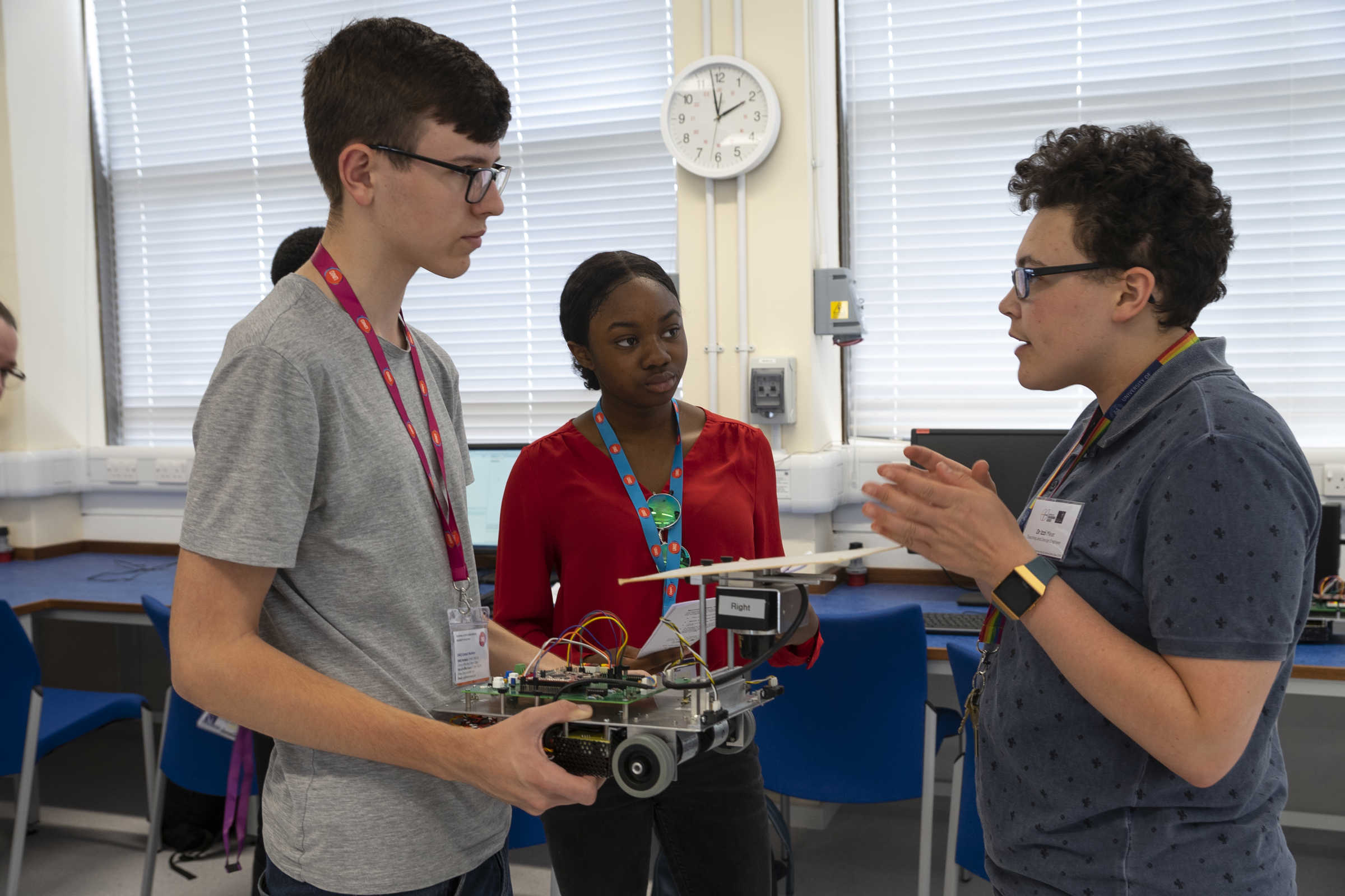 Participants of the UNIQ Summer School 2019 taking part in a robotics lesson, image by William Parry, Wadham College