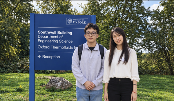 Left: Jierui Li, Right: Dr Muting Hao