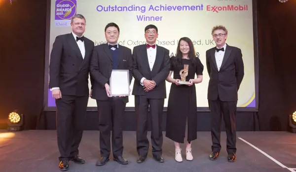 Oxford Chemical Engineers win top prize at 2023 IChemE Global Awards