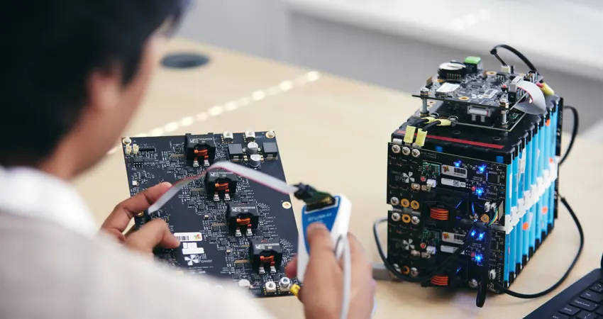 Researcher in the Battery Modelling Group, University of Oxford