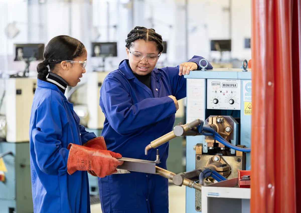Participants of Access programme Uncover Engineering 2024 working in the Mechanical Lab