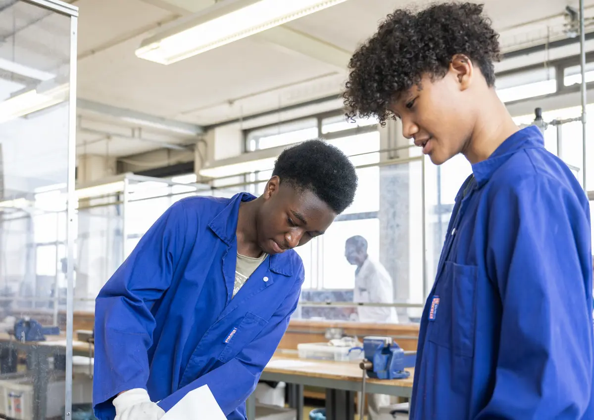 Participants of Access programme Uncover Engineering 2024 working in the Mechanical Lab